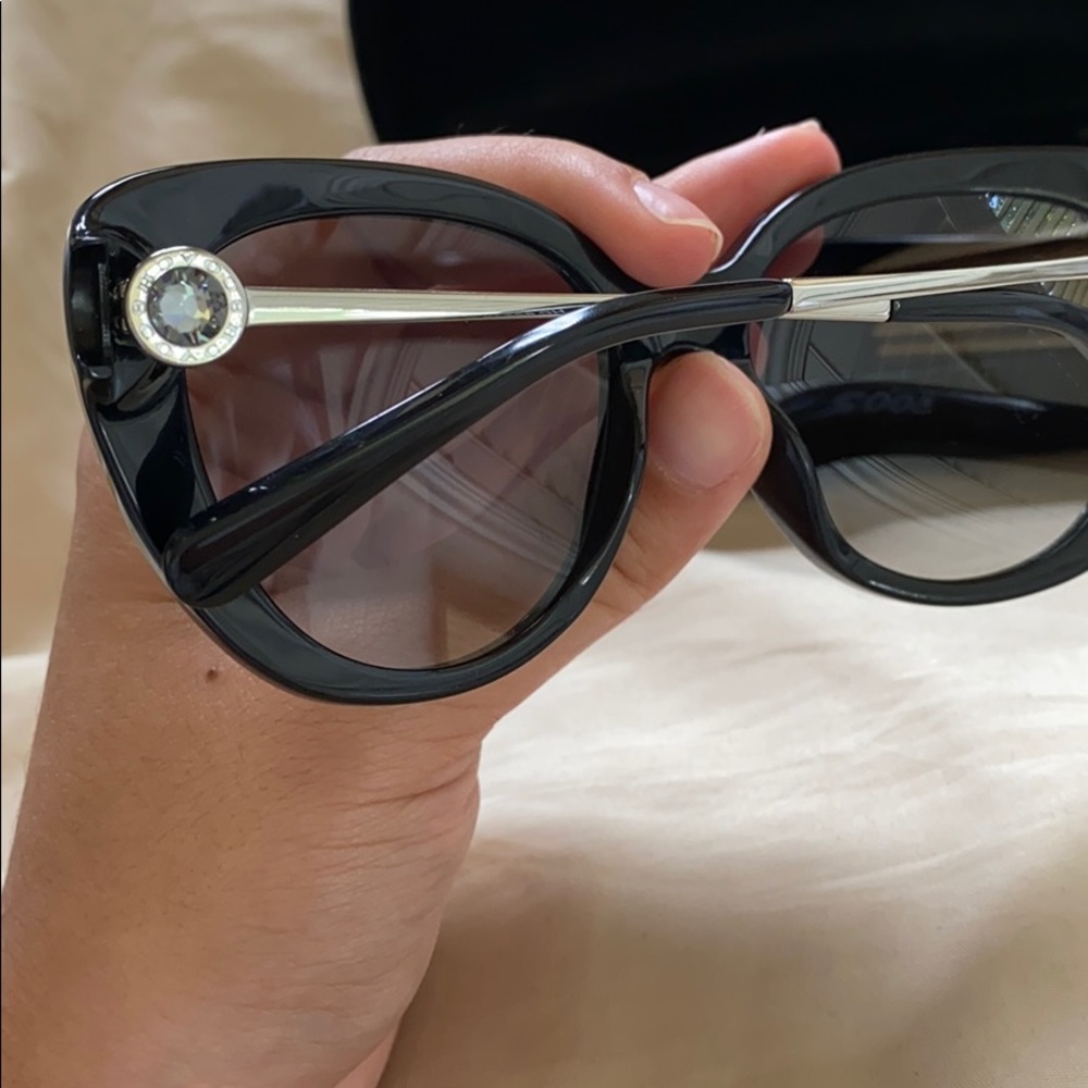 Coach Sunglasses - Picture 3 of 3